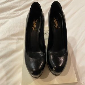 YSL pumps- excellent condition - only worn once!